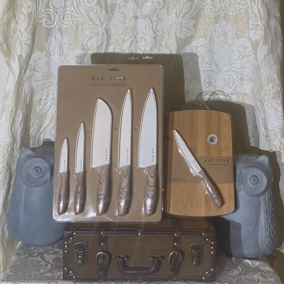 ⚡️Rae Dunn Cutlery Set & Bamboo Cutting Board - Picture 2 of 4